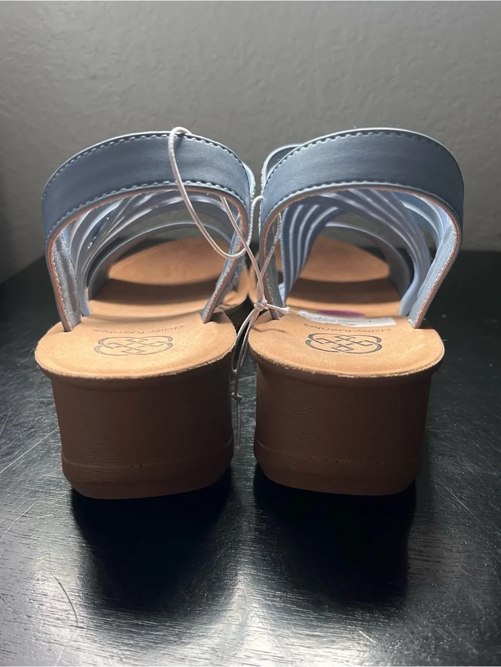 Daisy Fuentes Low Wedge Strap Sandal Light Blue Gray Open Toe Womens Size 6.5W